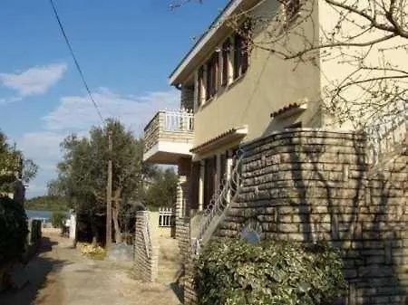 In With Seaview, Terrace, Air Condition Appartement